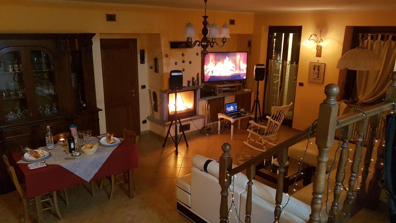 Il Riposo Del Guerriero Acomodação com café da manhã Corio Quarto foto
